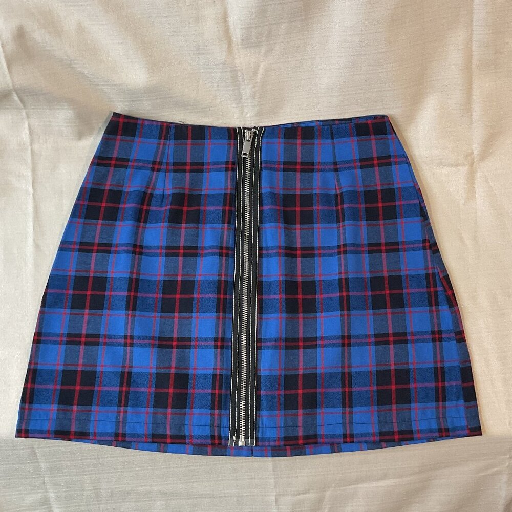 Fashion Nova Blue & Red Plaid Mini Skirt — Size S